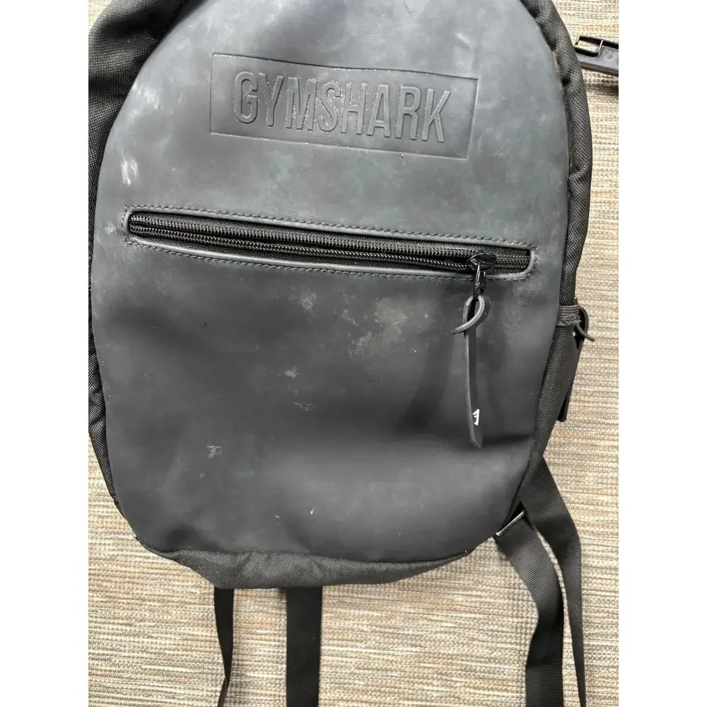 Gymshark Backpack Unisex Medium Black Gym Sports Zip Pockets Adjustable Straps